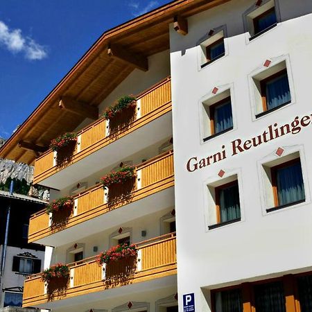 Garni Reutlingen Hotel Colfosco Exterior photo